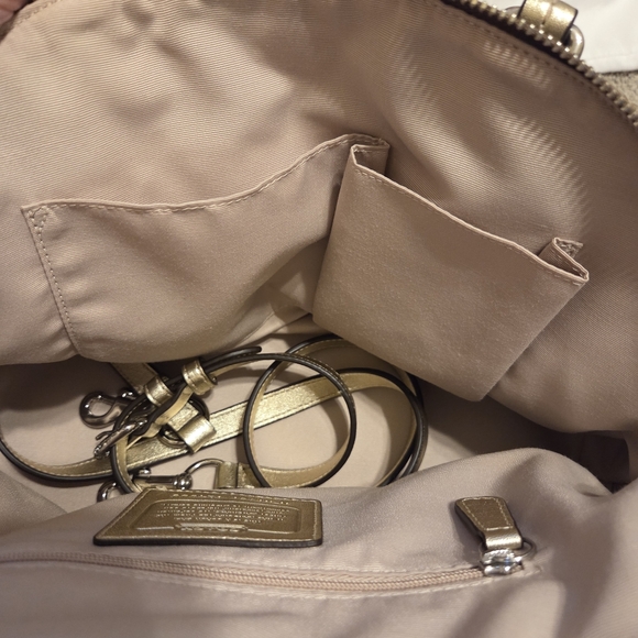 Coach purse - Picture 8 of 9